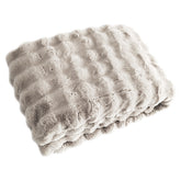 Plaid Cosy Fluff cream 200x300 - Richmond Interiors