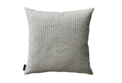 Cloë sierkussen 50x50 - Brons Sierkussens