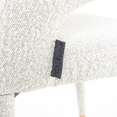 Sessel Gia mit Armlehne white bouclé fire retardant (FR-Copenhagen 900 Bouclé White) - Richmond Interiors