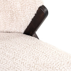 Lounge Stuhl Mia customized fire retardant - Richmond Interiors