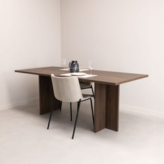 Eettafel Clay 200 x 100cm, kleur bruin notenhout